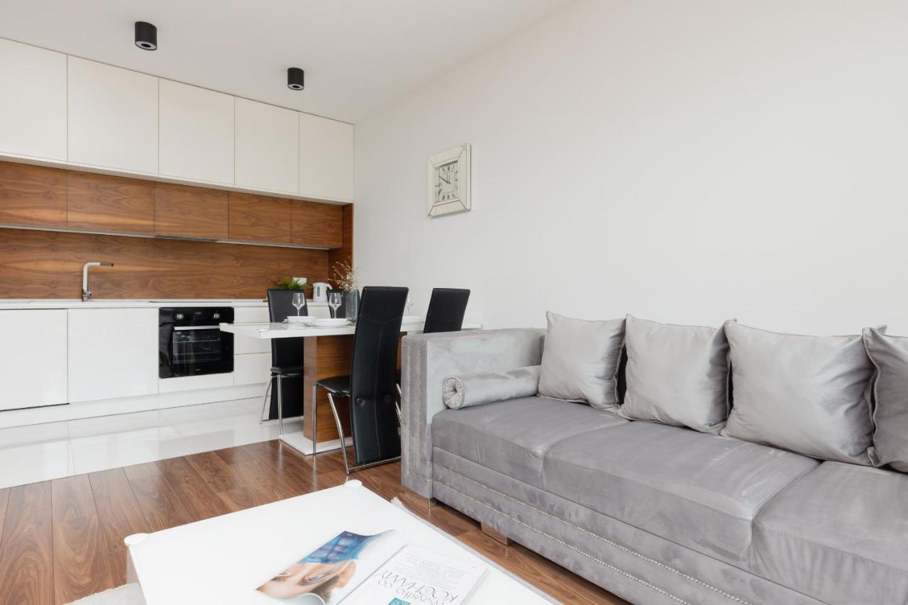 Glamorous Wilanow Apartment By Renters Varsovie Extérieur photo
