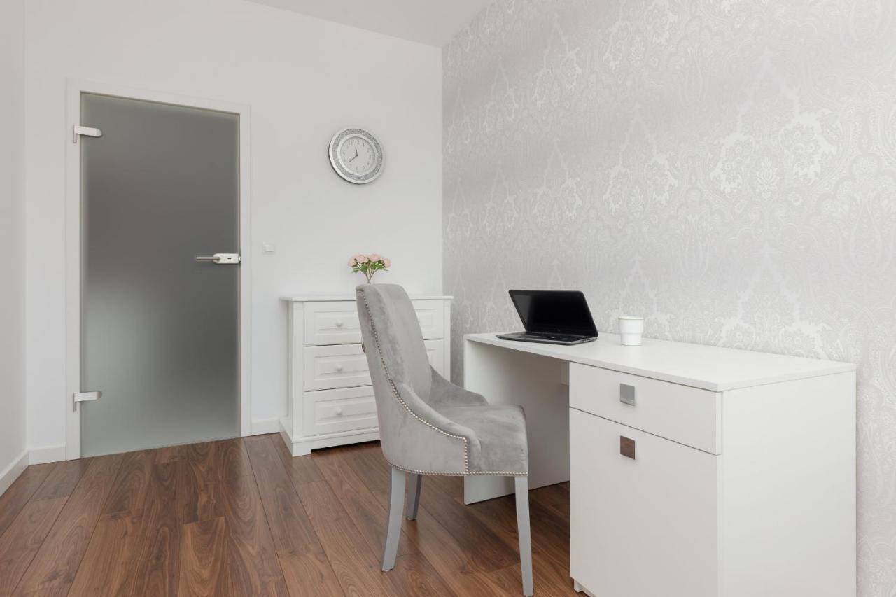 Glamorous Wilanow Apartment By Renters Varsovie Extérieur photo